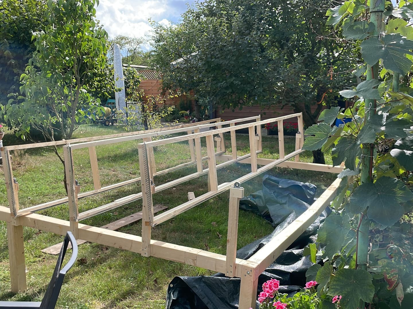 Base frame at 60 cm
